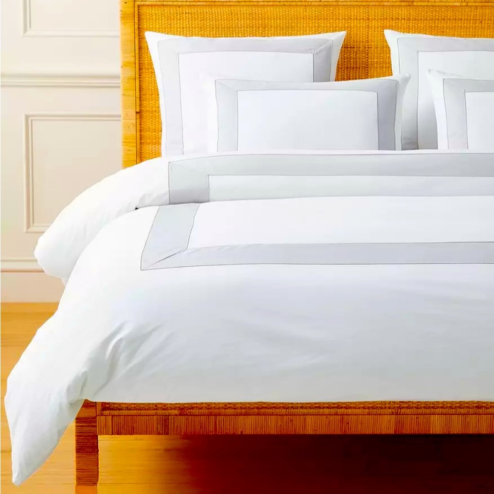 Serena and Lily (KING) Duvet Cover “fog” Beach Club